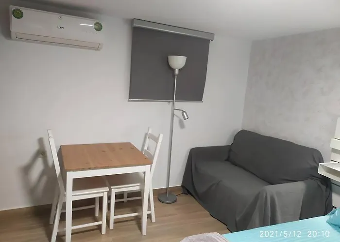 Estudio Maria De Waard Нерха